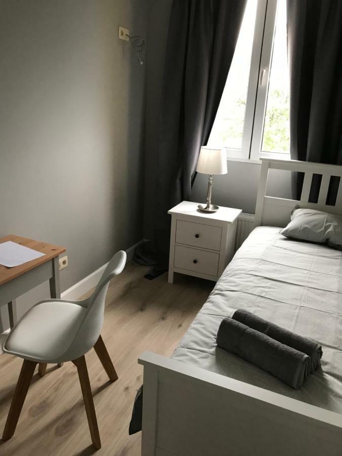 D.Cristina Guest House アントウェルペン エクステリア 写真